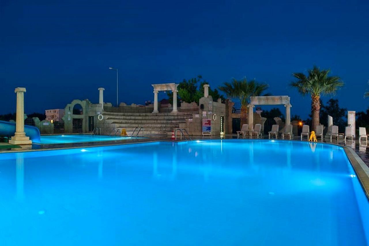 Esra Family Suite Hotel Altinkum  Exterior photo